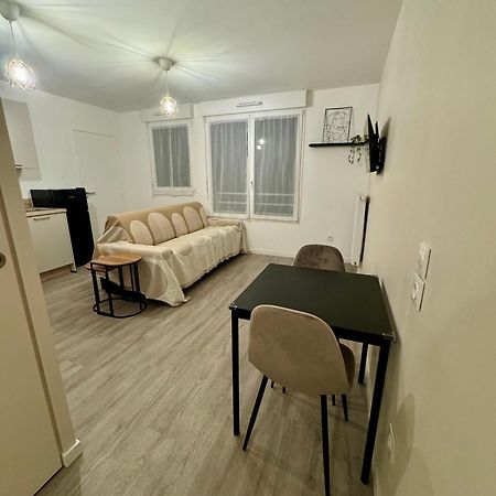 ויטרי-סור-סיין Studio Moderne Et Tout Equipe, Proche Du Rer, Paris & Aeroport D'Orly En 20 Min, Lit Bebe Sur Demande מראה חיצוני תמונה