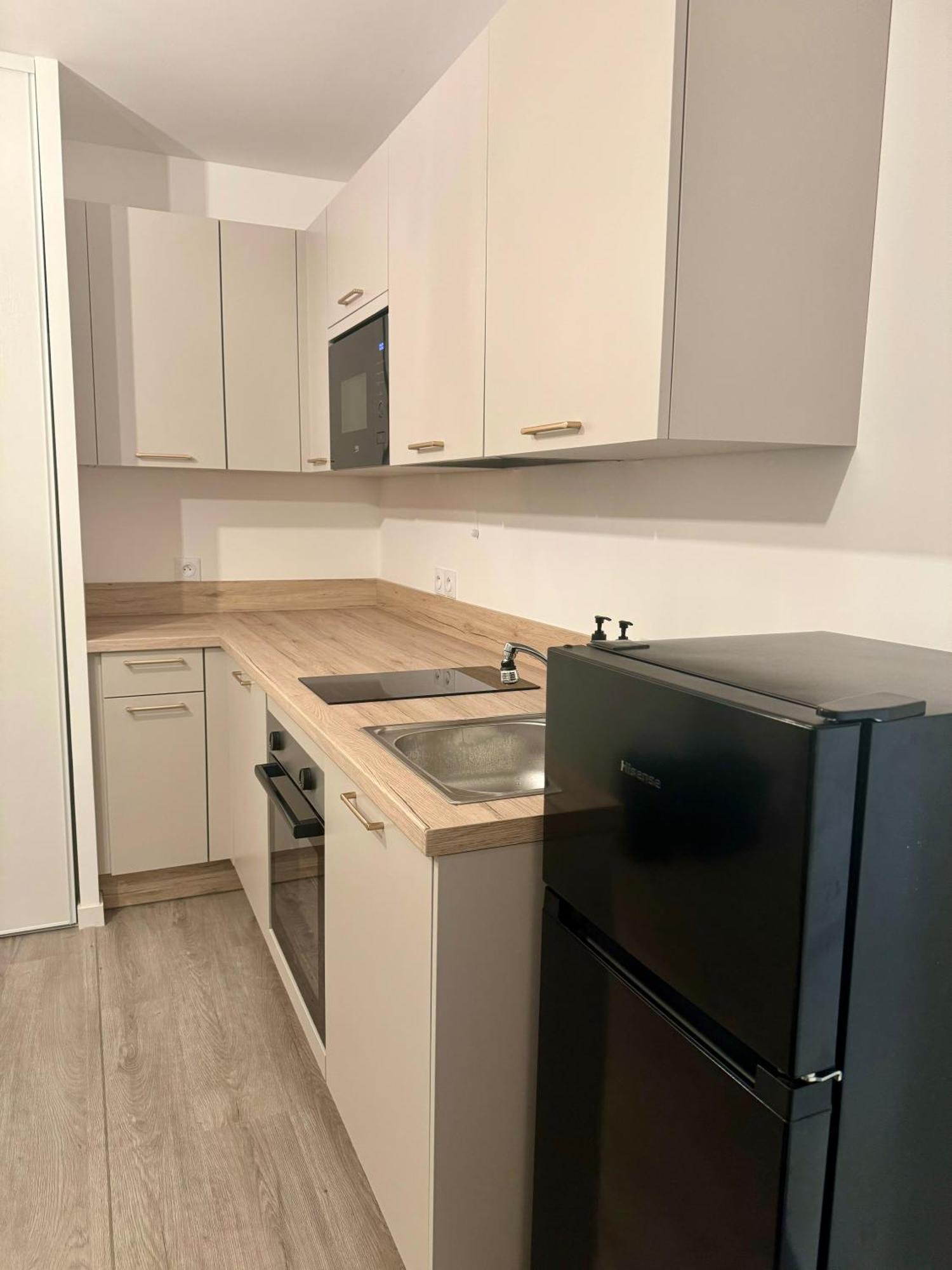 ויטרי-סור-סיין Studio Moderne Et Tout Equipe, Proche Du Rer, Paris & Aeroport D'Orly En 20 Min, Lit Bebe Sur Demande מראה חיצוני תמונה