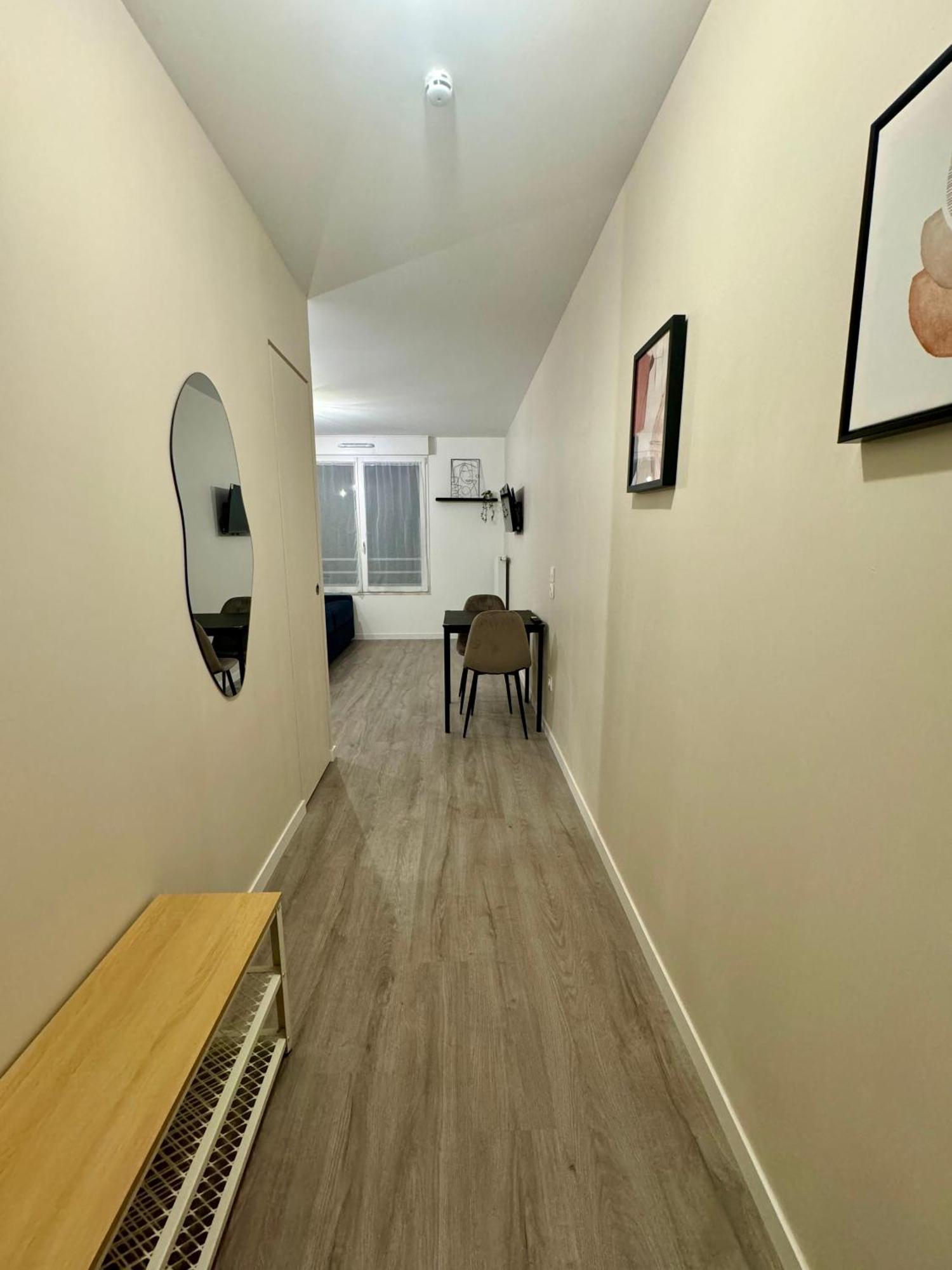 ויטרי-סור-סיין Studio Moderne Et Tout Equipe, Proche Du Rer, Paris & Aeroport D'Orly En 20 Min, Lit Bebe Sur Demande מראה חיצוני תמונה
